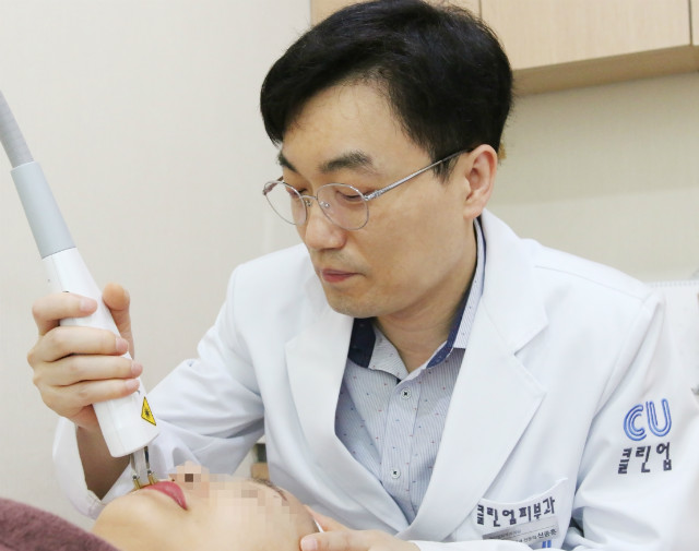 영등포 신종훈 원장 시술 (3).jpg