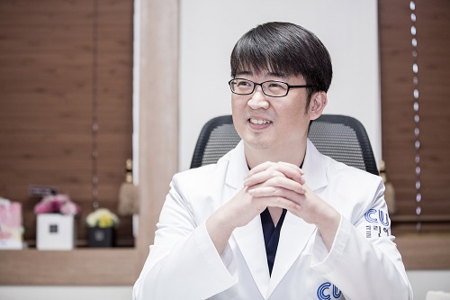 강남 송민규 원장 프로필.jpg
